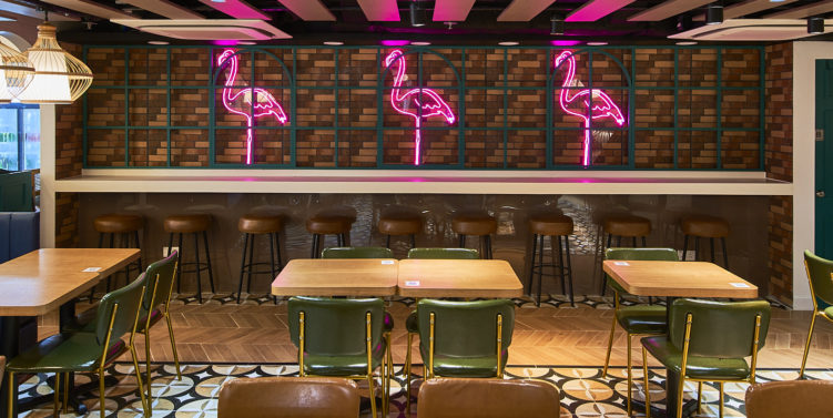 Food Hall ‘70s Food Dining’ by Vintage House Opens in Tsim Sha Tsui
