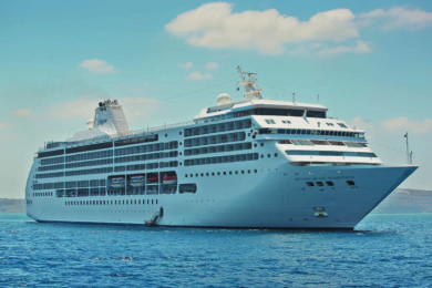 Regent Seven Seas Cruises®’ 2025 World Cruise Breaks Sales Record